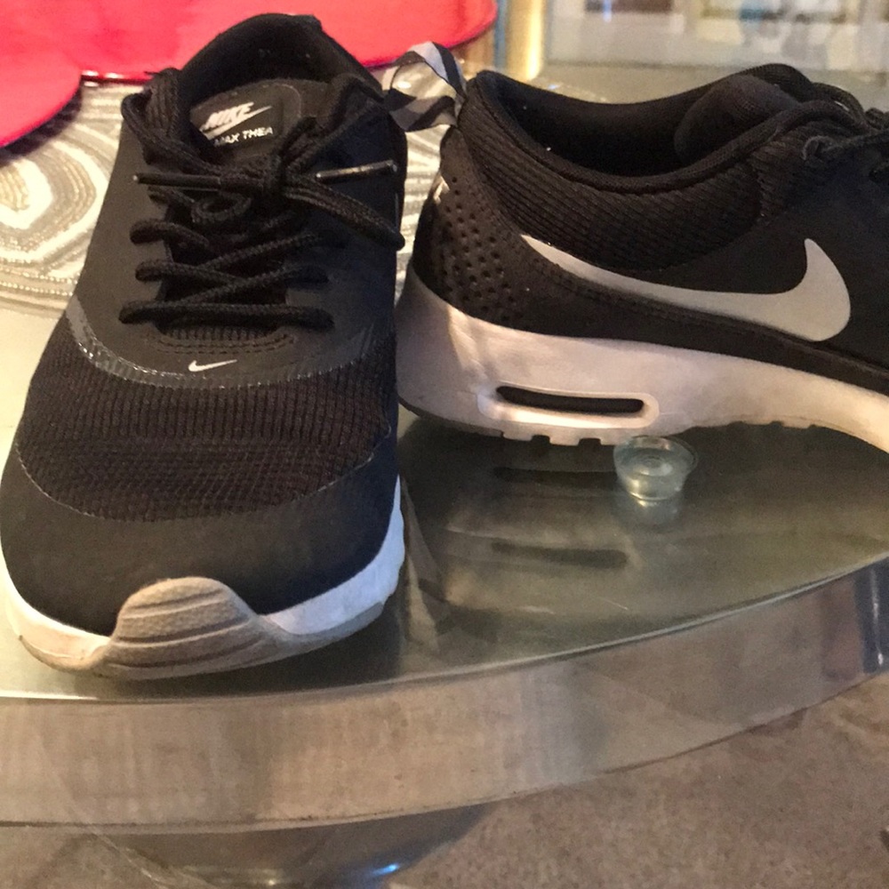 Nike Air Max Thea black/white size 7